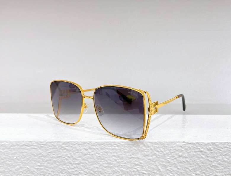 Picture of MiuMiu Sunglasses _SKUfw55220420fw